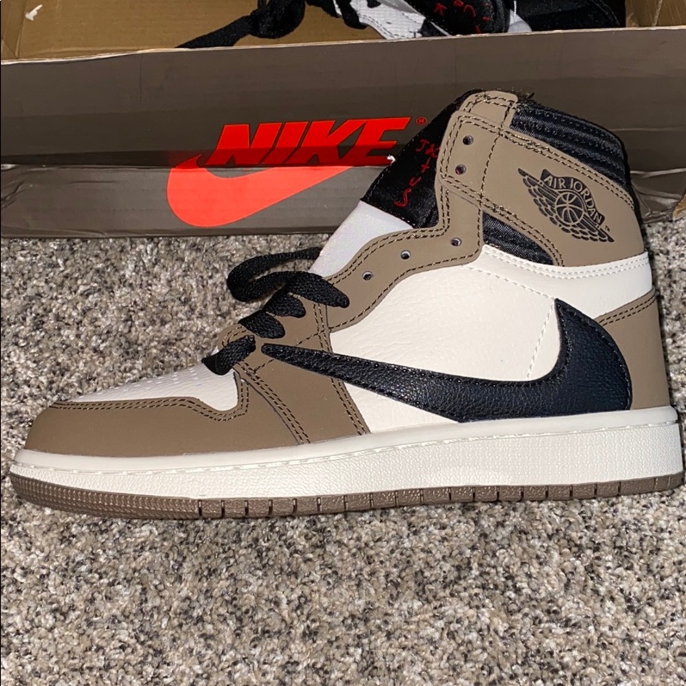 travis scott air jordan 1s